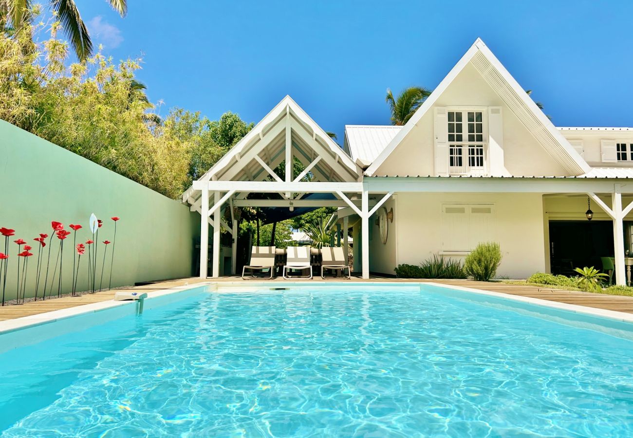 Villa à Saline les Bains - *VILLA FLEUR DE LUNE* - piscine chauffée et lagon